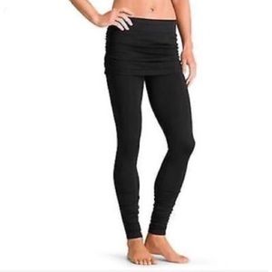 Athleta Oc Zazen 2 in 1 skirt leggings - Sz Xs